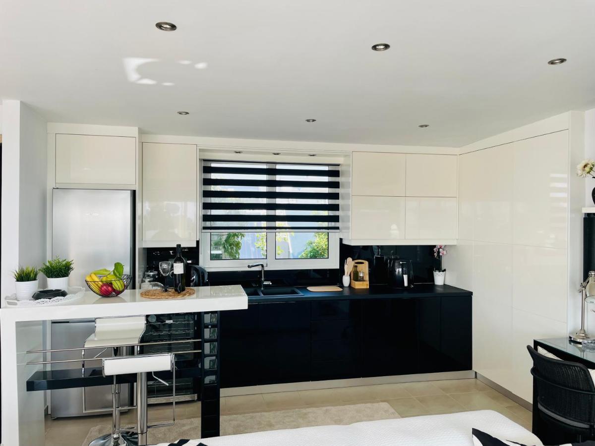 Sea View Luxury Studio Palaio Faliro Атина Екстериор снимка